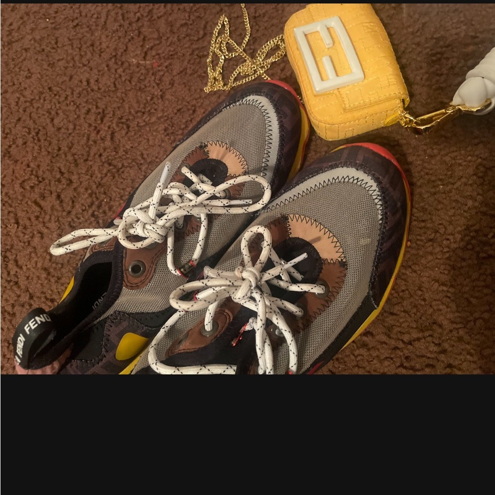 Luxury sneakers F F